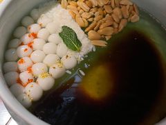 -吃饭皇帝大土家民族菜(正大广场店)