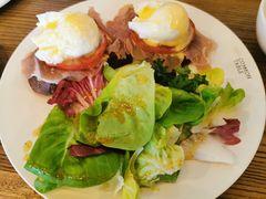 -Common Table · Brunch & Coffee