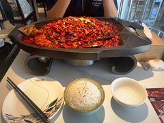 怪味烤鱼-江边城外烤全鱼(世茂广场店)