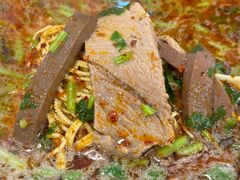 -八百里牛肉汤(盖饭·锅贴·万象城店)