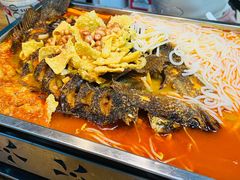 -在巷子里的烤肉店·螺蛳粉烤鱼·牛蛙(和美城店)