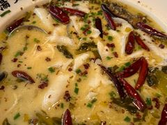 -江渔儿酸菜鱼(港湾1号店)