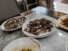 -尹记门钉肉饼(丰台站店)