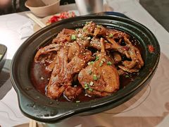 -巴厘龙虾·榜首油焖大虾(音乐学院·沿江酒馆店)