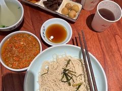 -裕兴记•蟹黄面馆(人民广场店)