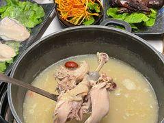 -汤宴·参须肚包鸡(南京路店)