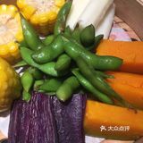 非常勤快。一次满意的就餐