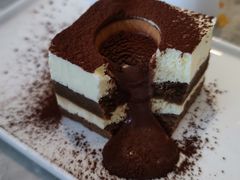 -必胜客(尹山湖歌林公园店)