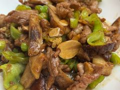-蔼若春.传承三十年云南菜(金碧公园店)
