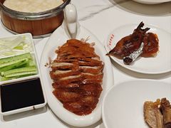 -梅利汴京烤鸭•开封豫菜地标店(东大街店)
