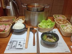 -独食火锅·半米屋台(直营总店)