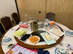 -朴小妹人参鸡汤火锅(长白山万达店)
