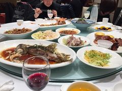 -泓历皇朝酒店(东亭店)