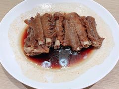 -香港百合居(LCM置汇旭辉广场店)