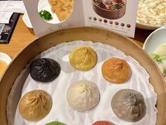 -乐忻皇朝(上海中心大厦店)