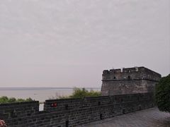 -巴陵广场