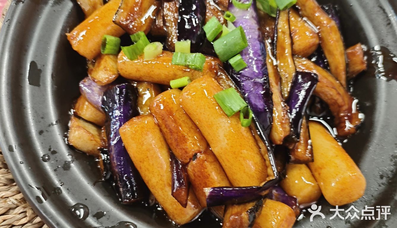 今日打卡美食小馆子——破村砂锅焗海鲜