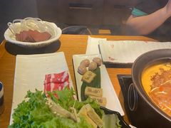 -呷哺呷哺(融创茂店)