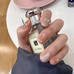 -UGIRL有个美甲