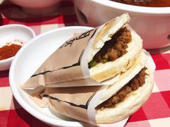 酥皮肉夹馍-西贝(宝乐汇店)