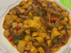 -犇逸·乐山跷脚牛肉·四川现炒(览海店)