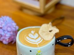 -Line 咖啡(石厦花园店)