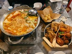 部队锅加芝士-富乐满韩国正宗炸鸡韩国料理(虹泉路店)