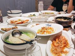 -沪华海鲜大酒楼(南汇店)