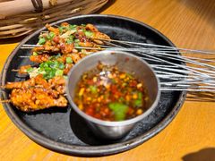 -包整·丝娃娃(一览甲秀楼风景店)