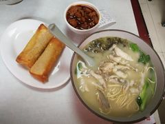-明呈黄鱼面馆(斜土路店)