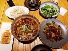 -十三式重庆江湖菜(金茂览秀城店)