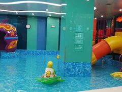-Swim斯卫姆国际儿童游泳中心(红博中央公园店)