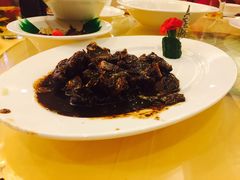 -山明水秀大饭店