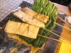 -云晓光头烧烤吧(德平路店)