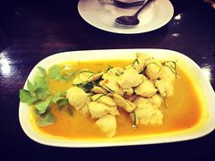 -Dang restaurant (patong phuket)