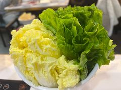 娃娃菜拼生菜-潮汕大目牛肉火锅(上梅林店)