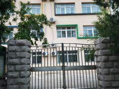 -芳草地国际学校世纪小学