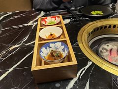 -山川小町·极番烧肉(新地假日广场店)