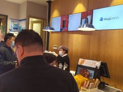 -巴黎贝甜(大宁国际商业广场店)