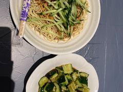 -肥肥虾庄·金牌油焖大虾(杨园滨江时代walk店)