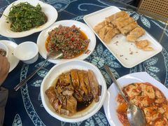 -瑞丰园庭院餐厅·白族传统家常菜