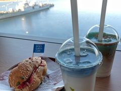 -抱抱地球咖啡馆(国家海洋博物馆店)