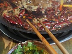 -黄潇洒老火锅(九眼桥宏济巷店)