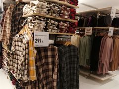 -优衣库(北京万柳华联购物中心店)