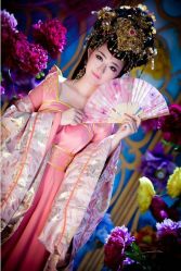 -九月鹰飞汉服摄影工作室