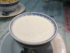 -俊丽双皮奶甜品店