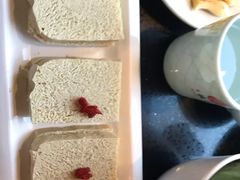-重庆德庄火锅(体育中心店)