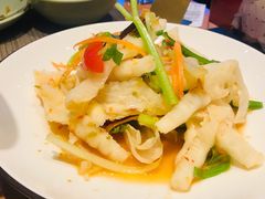 酸辣无骨凤爪-mango tree芒果树泰国餐厅(青岛万象城店)
