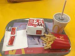 -麦当劳(伟城广场店)
