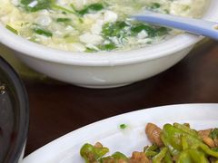 -胡子饮食店